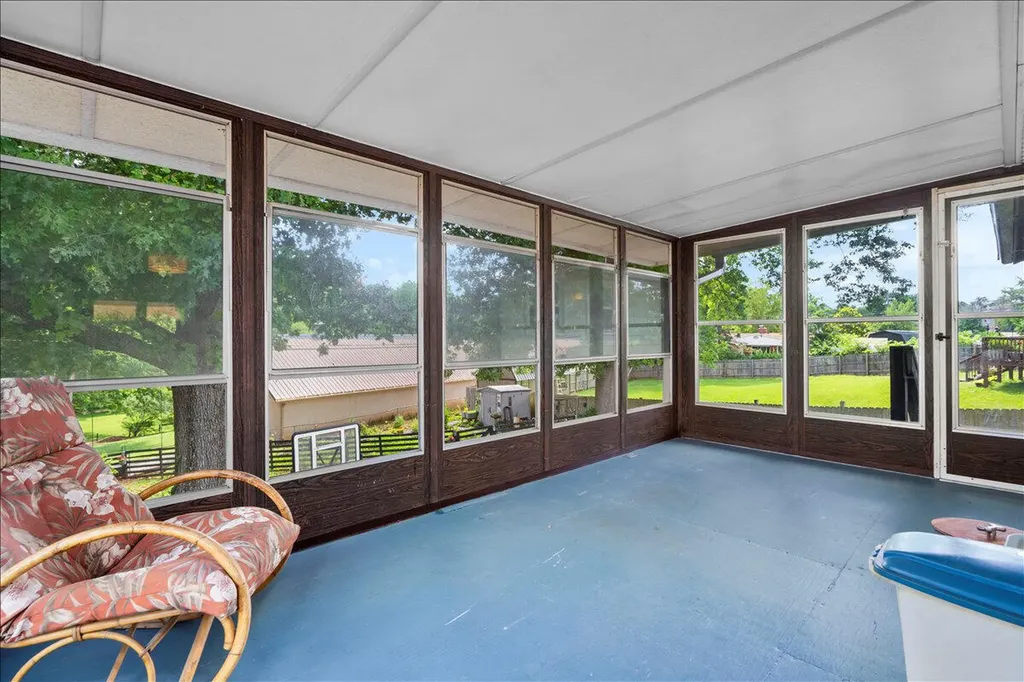 1265 Nice Drive Lexington KY 40504