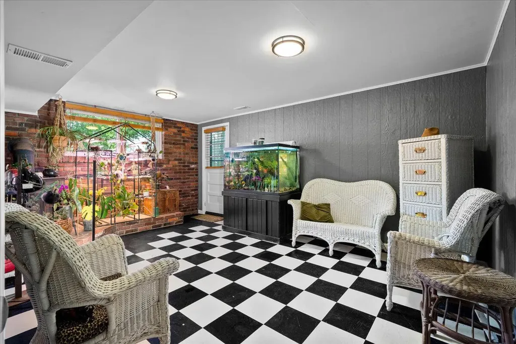1265 Nice Drive Lexington KY 40504