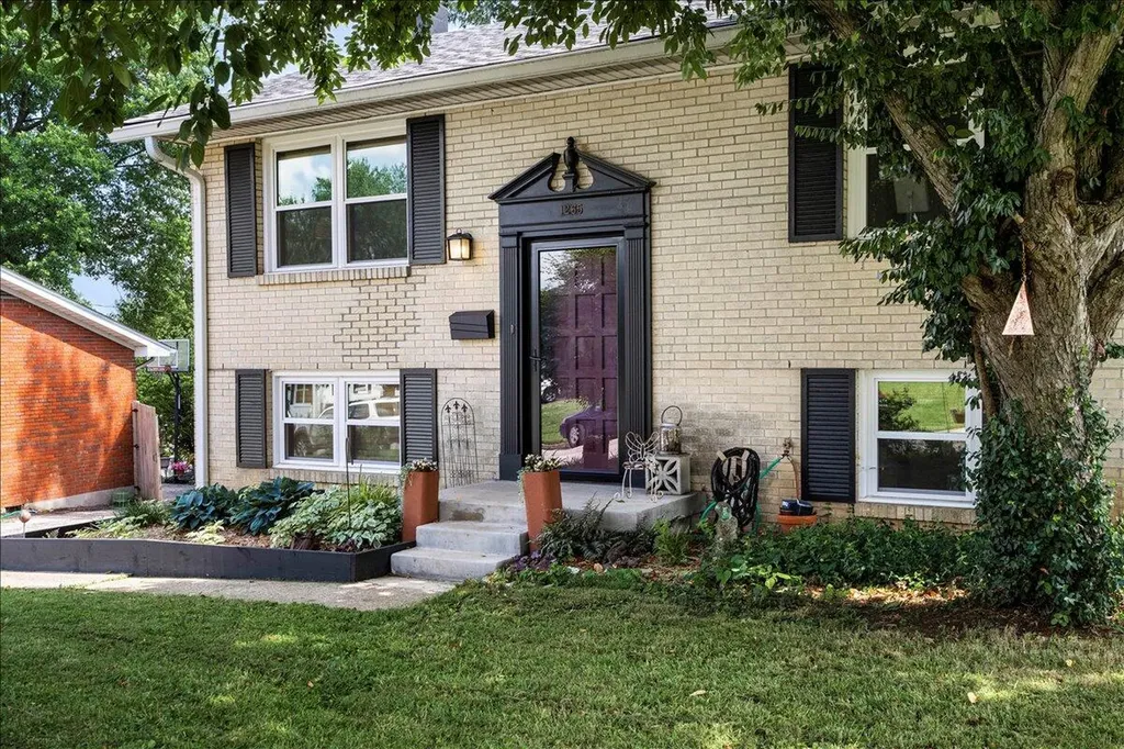 1265 Nice Drive Lexington KY 40504