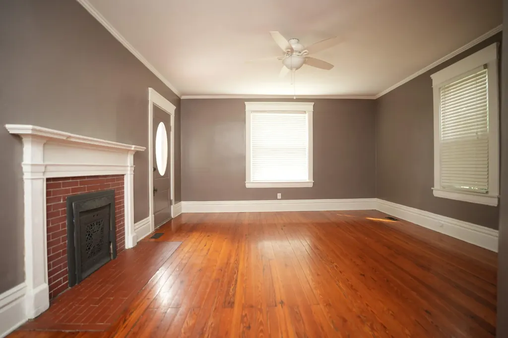 214 S Burns Avenue Winchester KY 40391