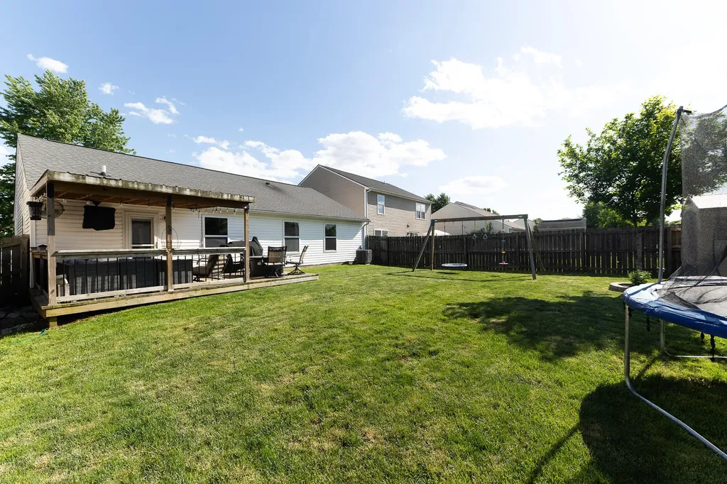 1913 Sandersville Road Lexington KY 40511