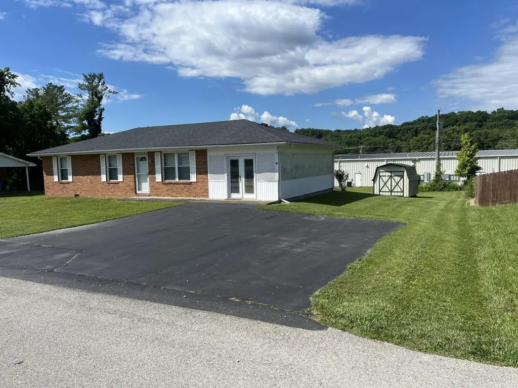 67 N Clayton Lane Morehead KY 40351