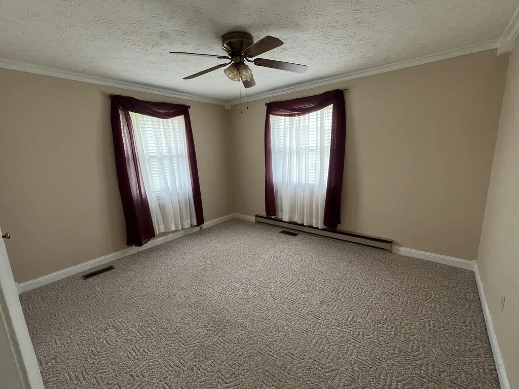 67 N Clayton Lane Morehead KY 40351