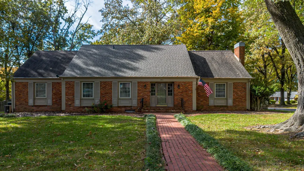 201 Maxfield Drive Paducah KY 42001