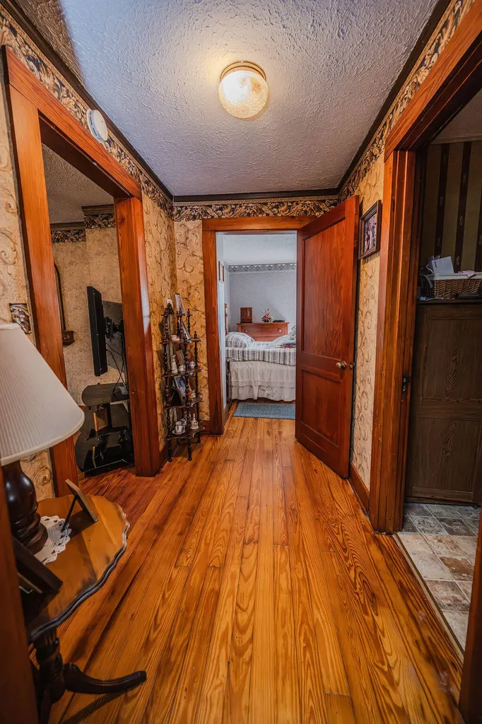 7608 W Tunnel Hill Road Sharpsburg KY 40374