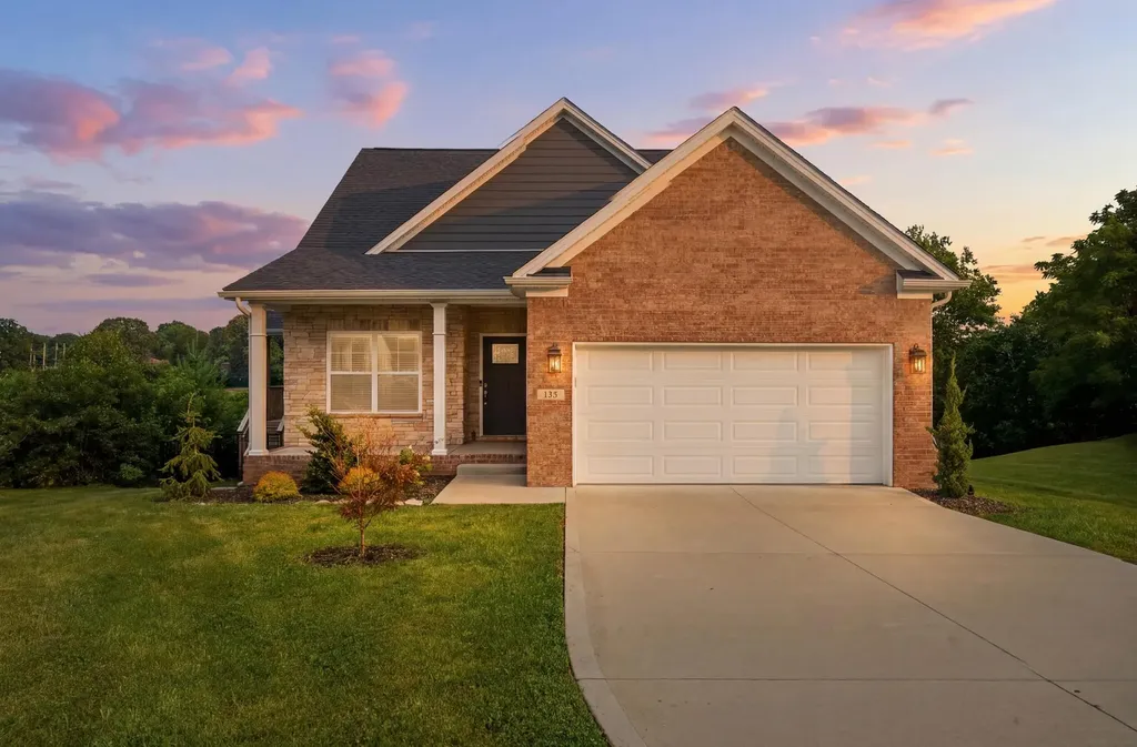 124 White Pine Court Frankfort KY 40601
