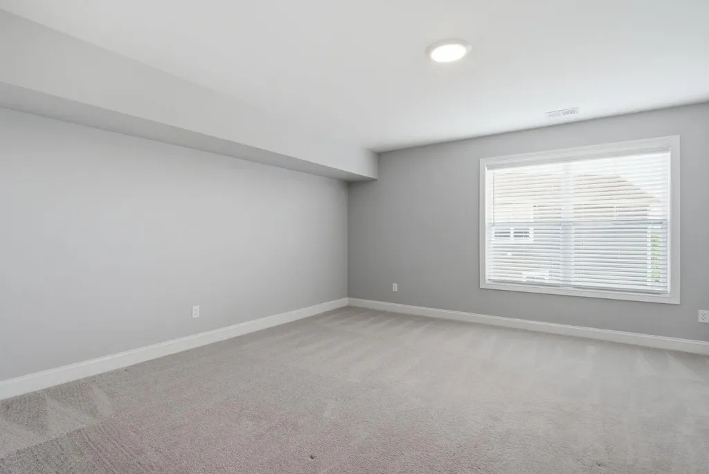124 White Pine Court Frankfort KY 40601