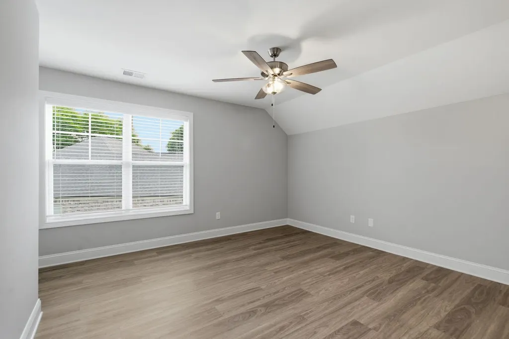 124 White Pine Court Frankfort KY 40601
