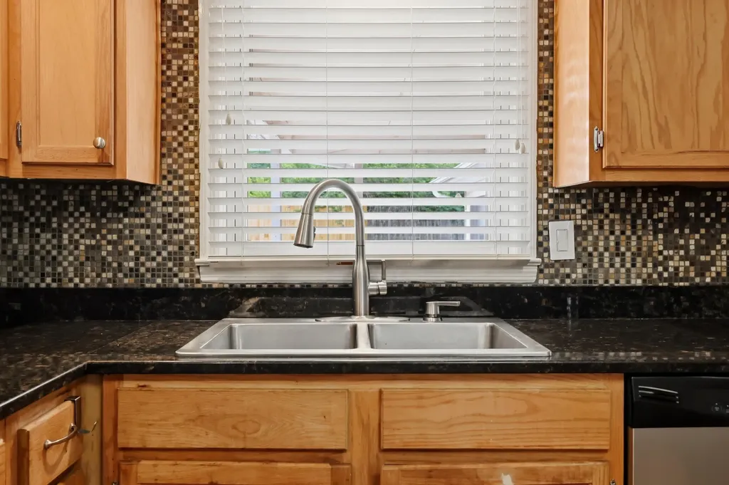 1525 Port Royal Drive Lexington KY 40504