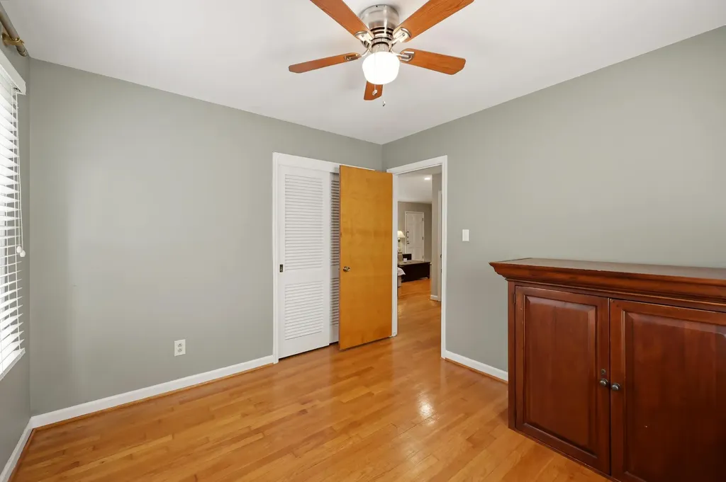 1525 Port Royal Drive Lexington KY 40504