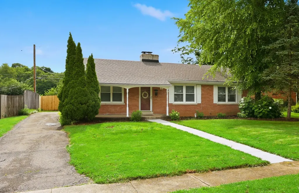 1525 Port Royal Drive Lexington KY 40504