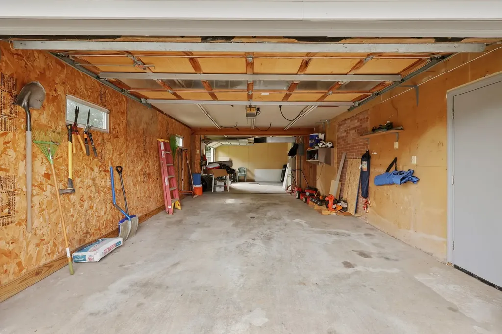 1525 Port Royal Drive Lexington KY 40504