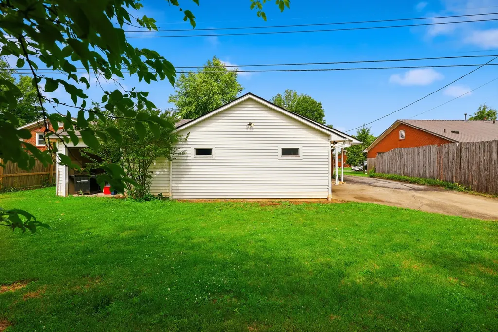 1525 Port Royal Drive Lexington KY 40504