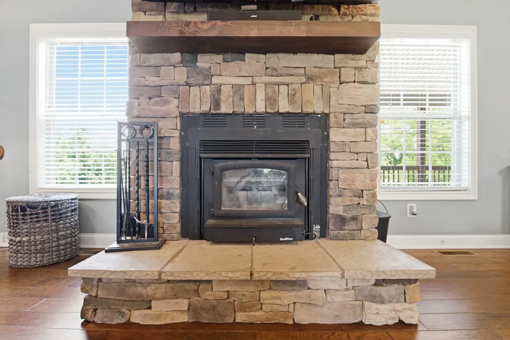 1576 Gayhart Lane Nicholasville KY 40356