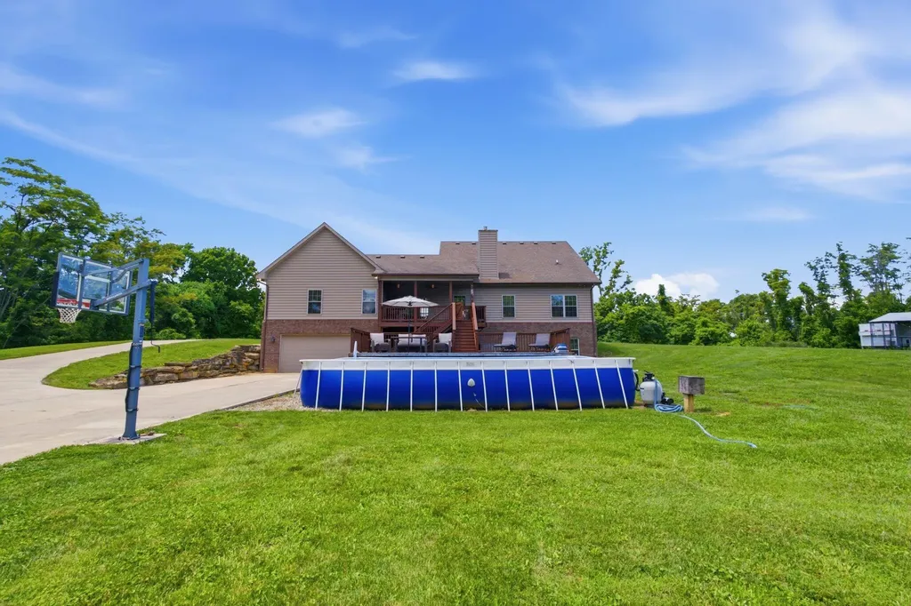 1576 Gayhart Lane Nicholasville KY 40356
