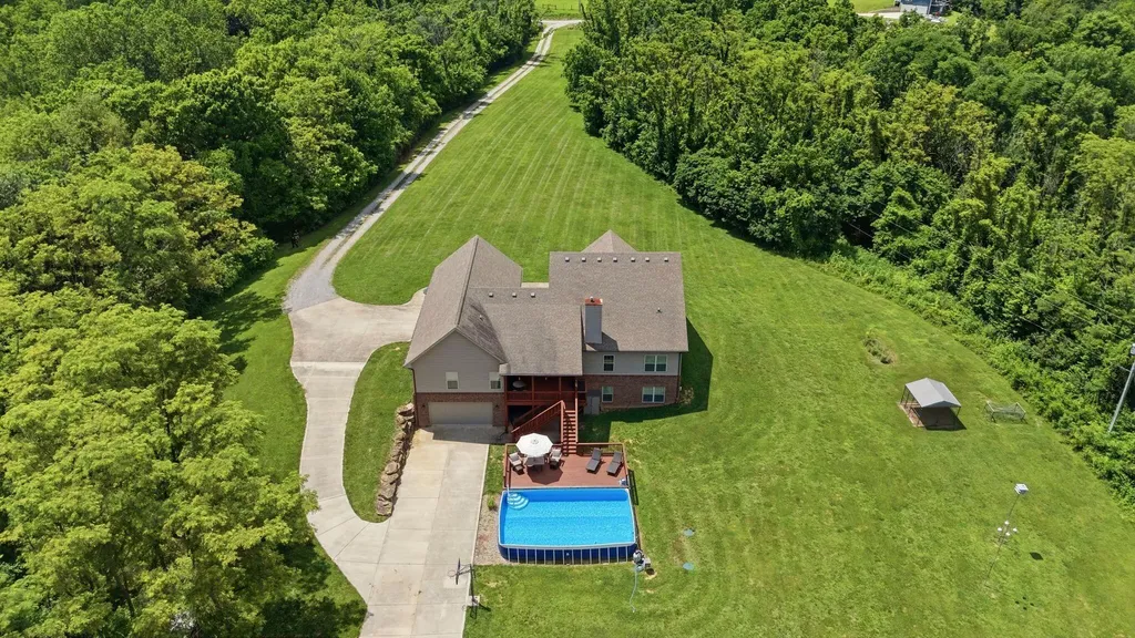 1576 Gayhart Lane Nicholasville KY 40356