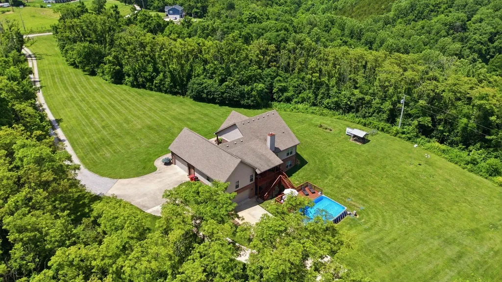 1576 Gayhart Lane Nicholasville KY 40356