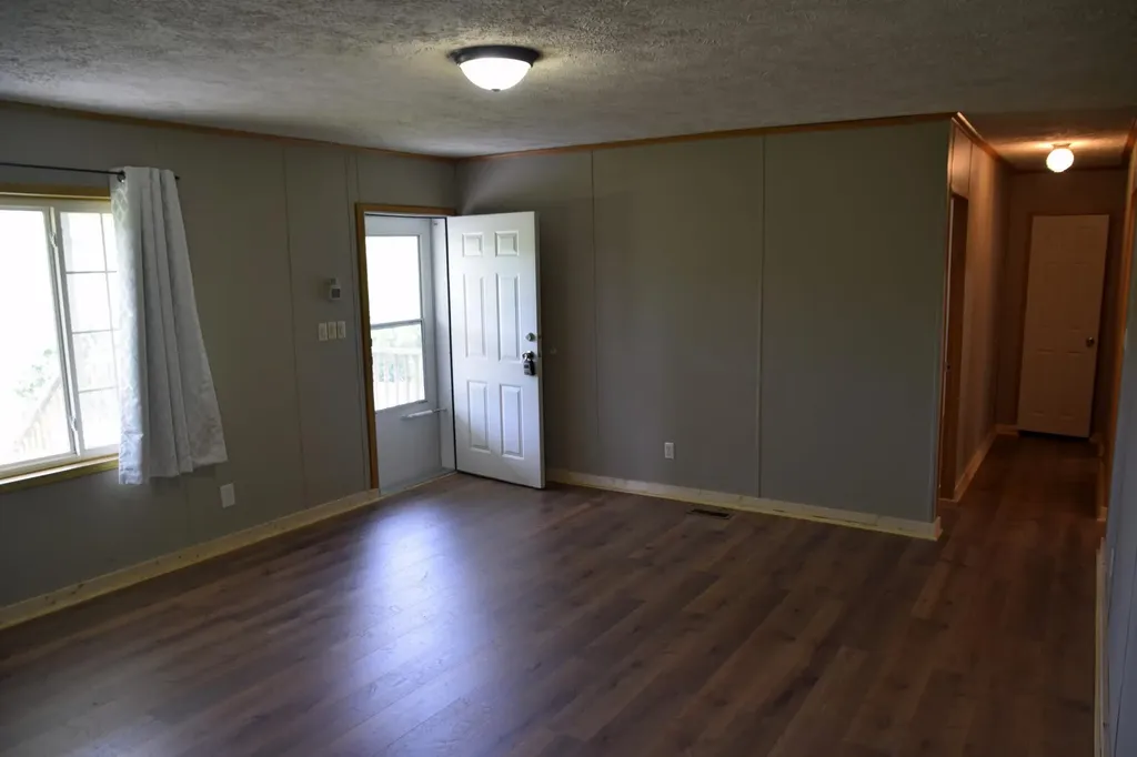 7223 Mt Carmel Road Maysville KY 41056