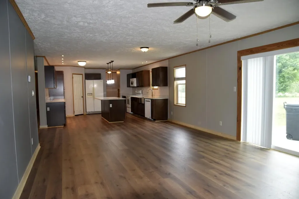 7223 Mt Carmel Road Maysville KY 41056