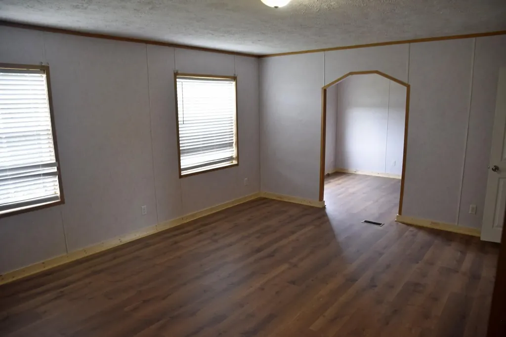 7223 Mt Carmel Road Maysville KY 41056
