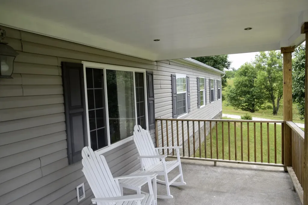7223 Mt Carmel Road Maysville KY 41056