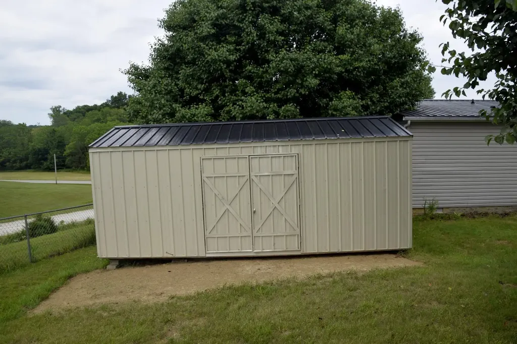 7223 Mt Carmel Road Maysville KY 41056
