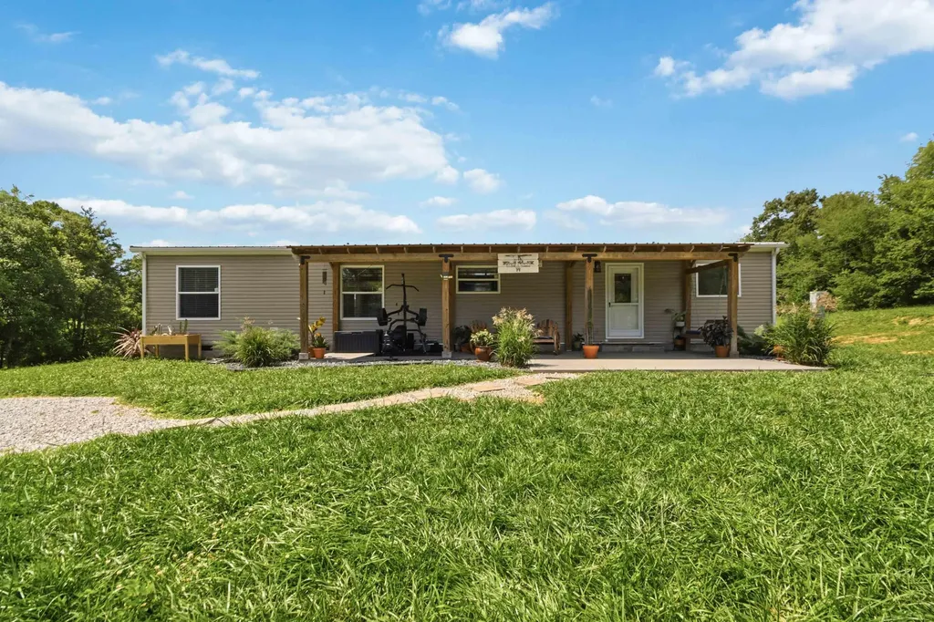 1510 State Highway 865 Eubank KY 42567