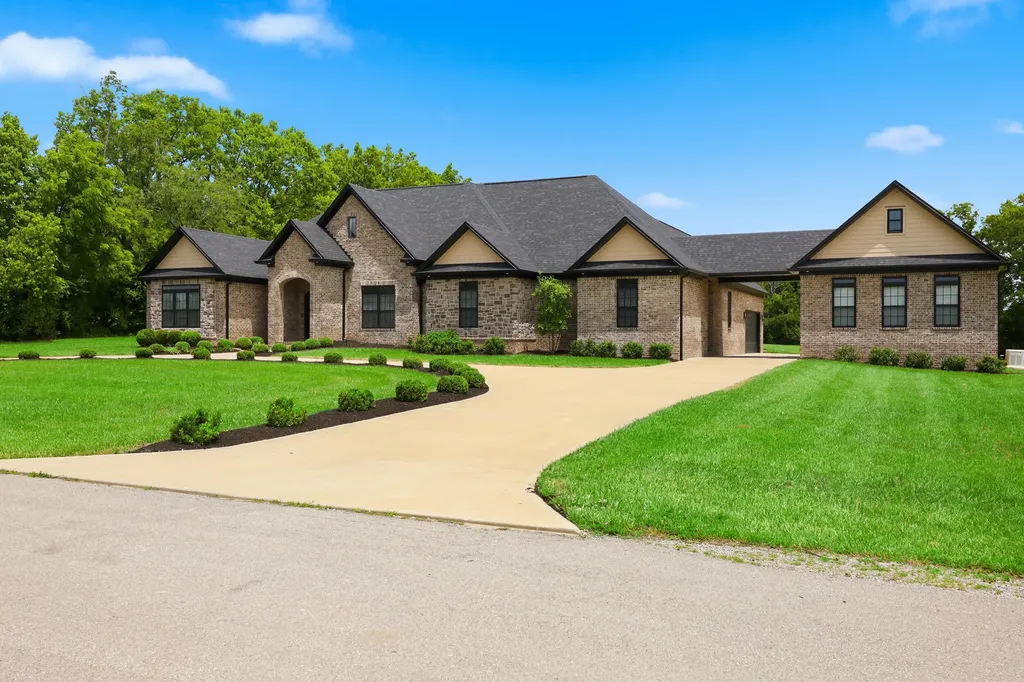 156 Rocky Waters Way Georgetown KY 40324
