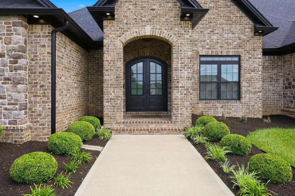 156 Rocky Waters Way Georgetown KY 40324