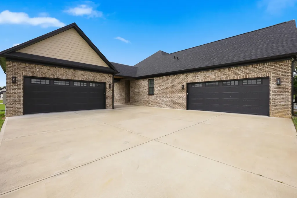 156 Rocky Waters Way Georgetown KY 40324