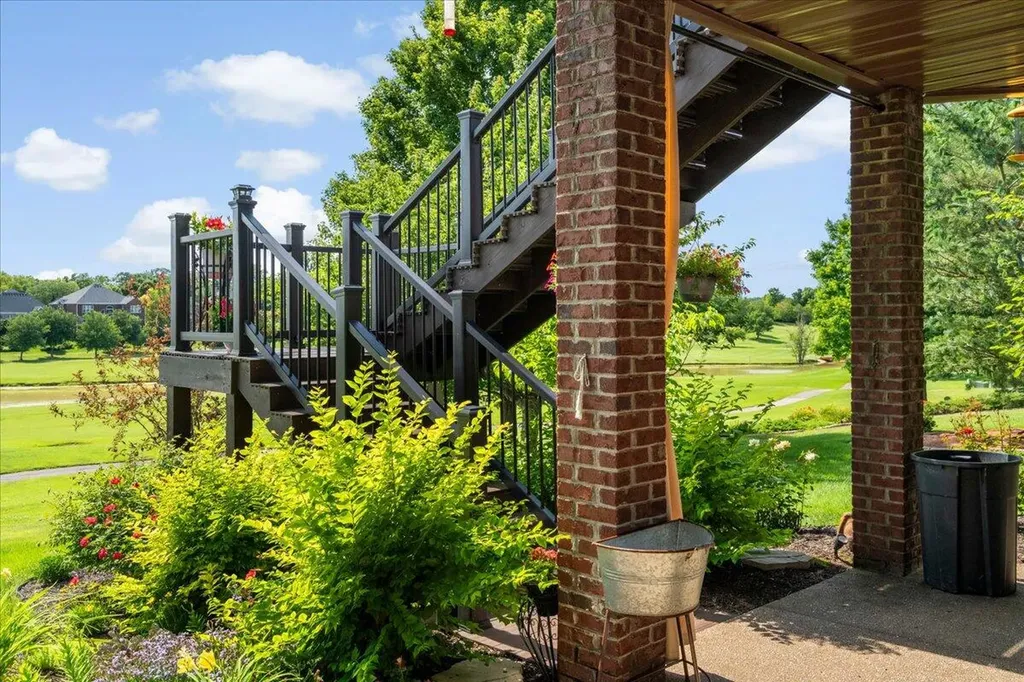 110 Loch Lomond Drive Georgetown KY 40324