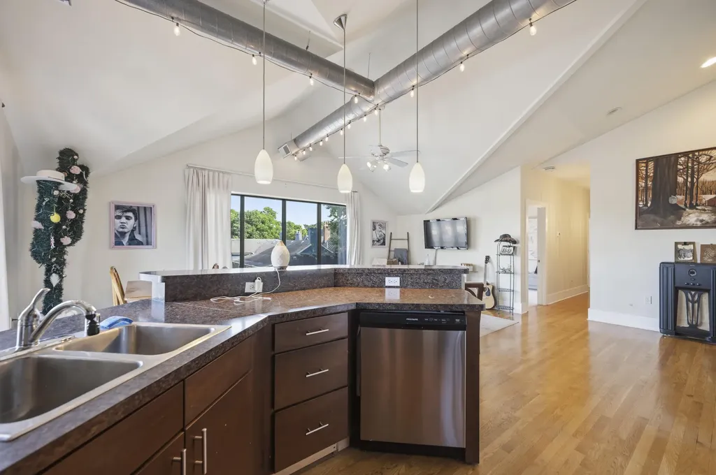 261 S Limestone Street Lexington KY 40508