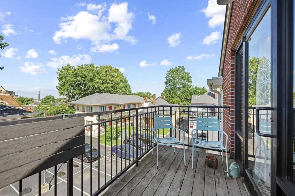 261 S Limestone Street Lexington KY 40508
