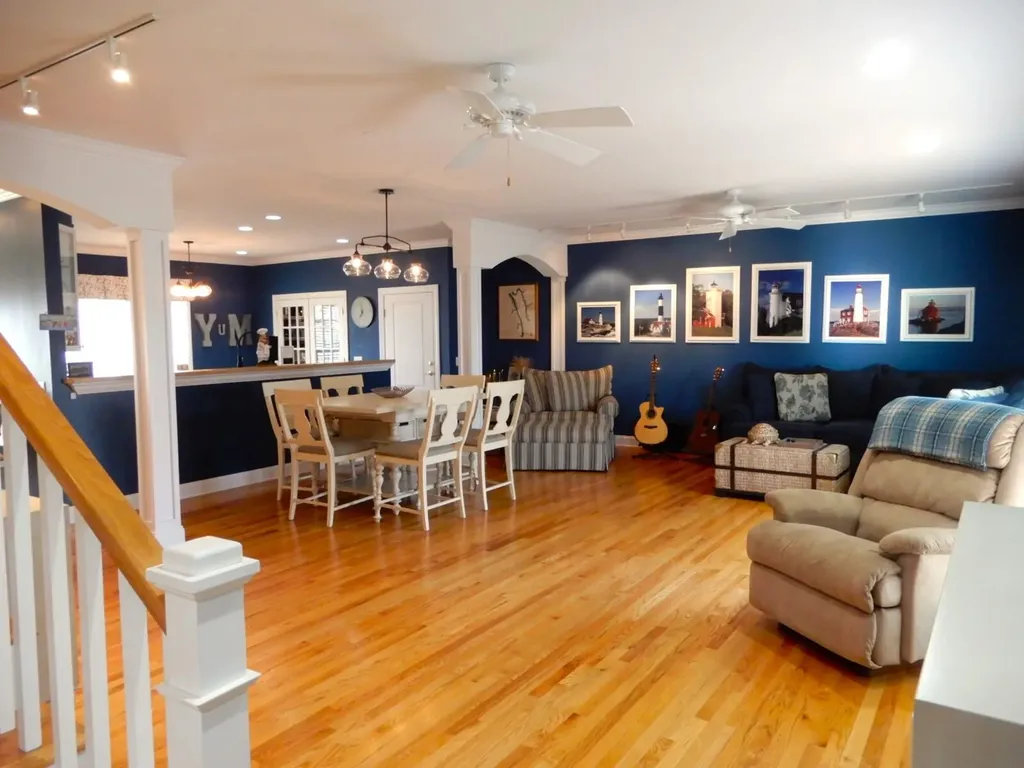 718 Marina Village Drive Grand Rivers KY 42045