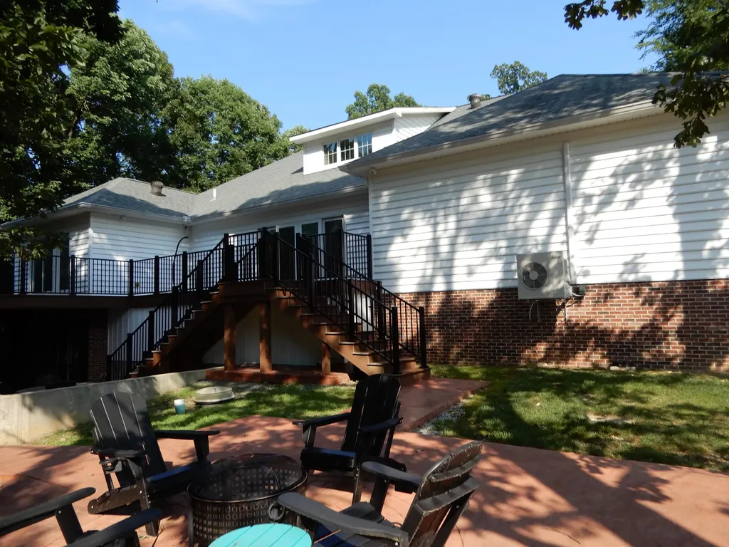 718 Marina Village Drive Grand Rivers KY 42045