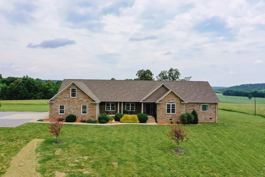976 Bugs Branch Road Marion KY 42064