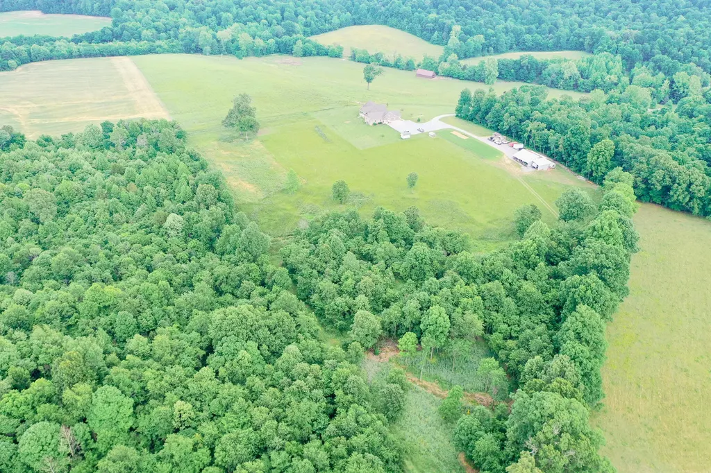 976 Bugs Branch Road Marion KY 42064