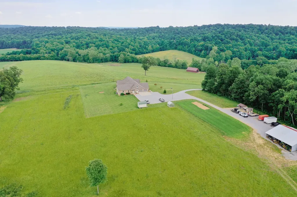 976 Bugs Branch Road Marion KY 42064