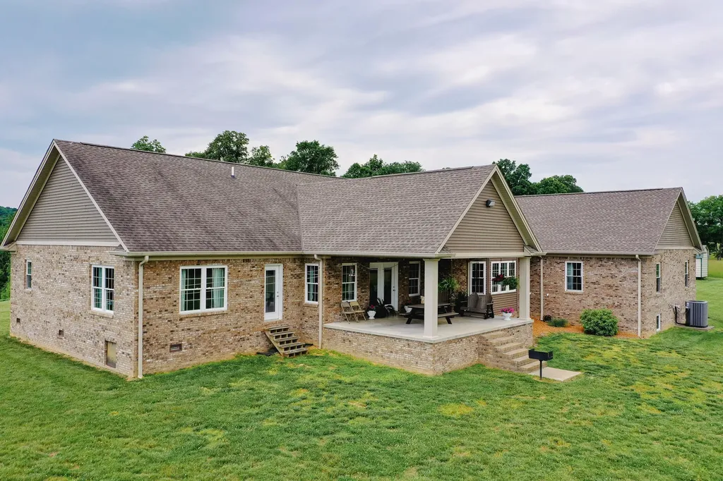 976 Bugs Branch Road Marion KY 42064