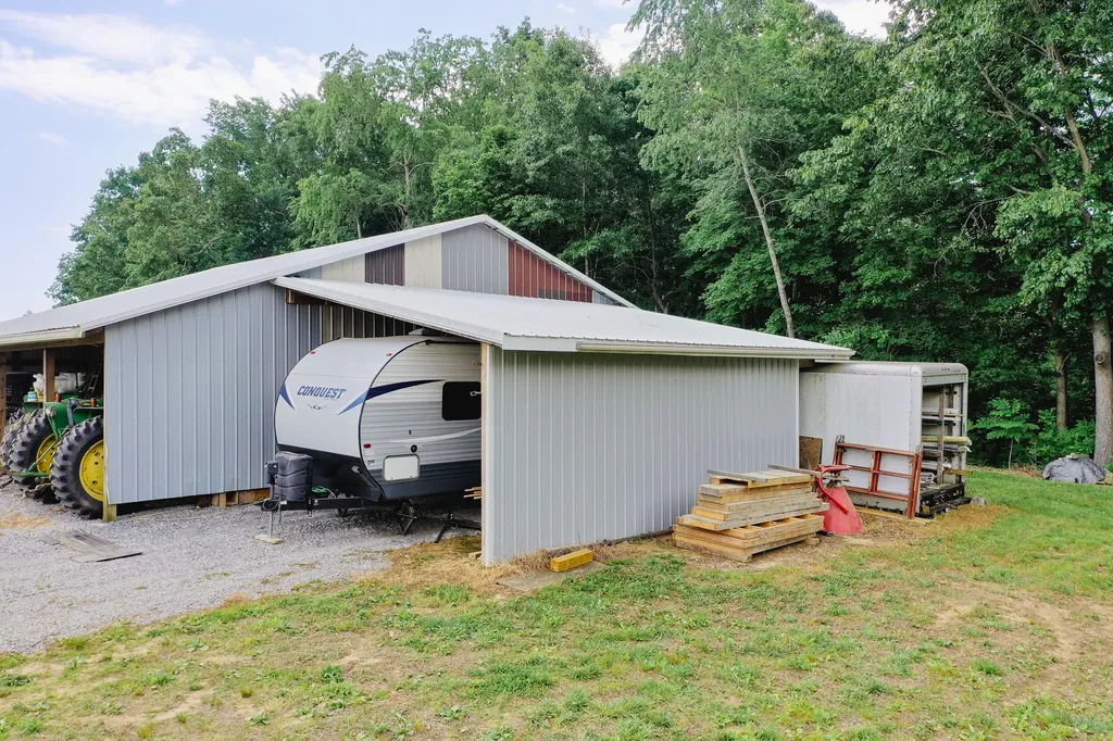 976 Bugs Branch Road Marion KY 42064