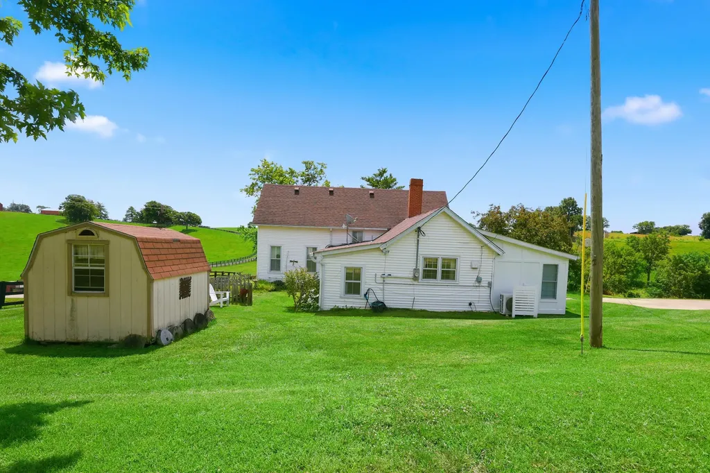 1566 Old Danville Road Lancaster KY 40444