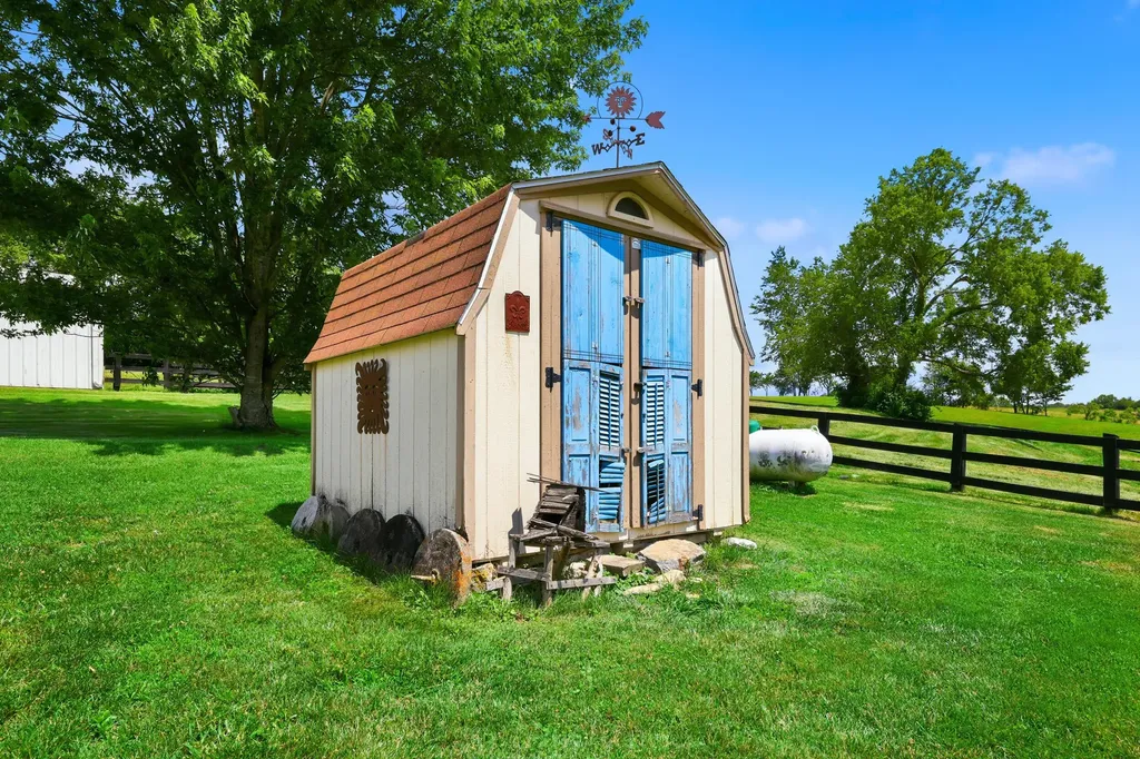 1566 Old Danville Road Lancaster KY 40444