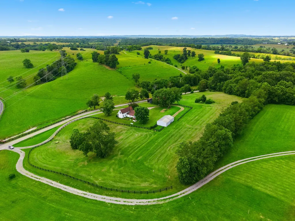1566 Old Danville Road Lancaster KY 40444