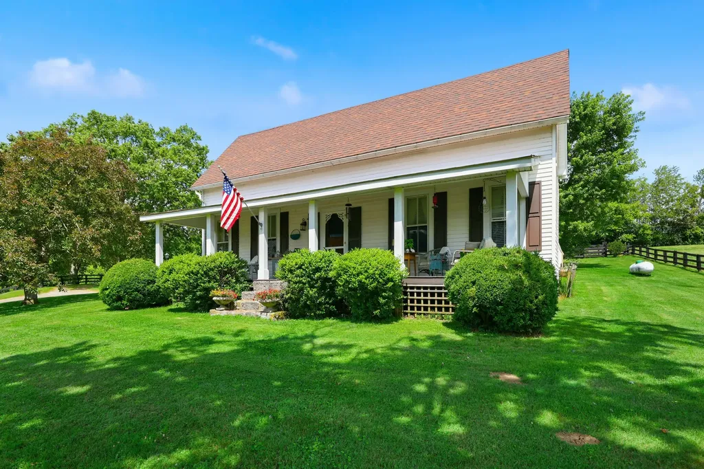 1566 Old Danville Road Lancaster KY 40444
