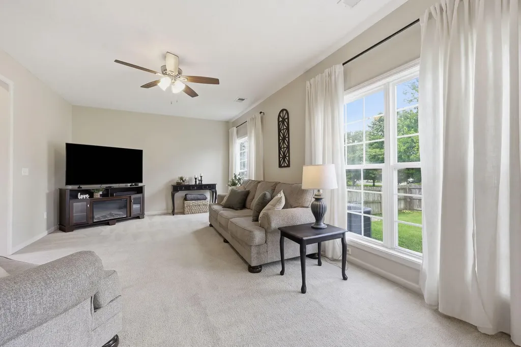 3025 Drexel Pass Lexington KY 40509