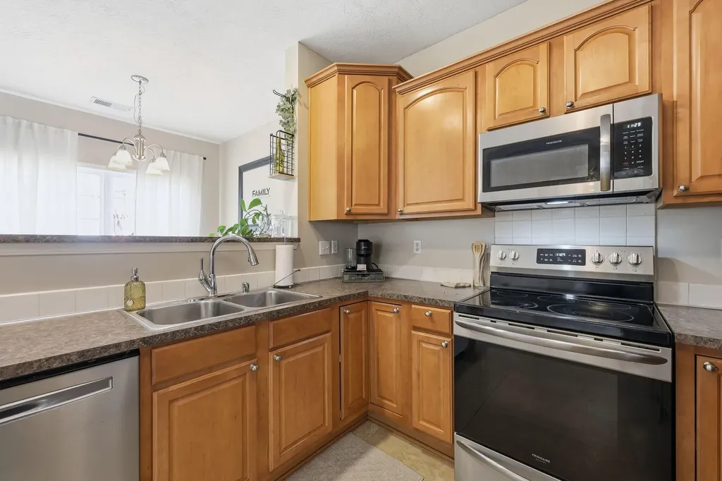 3025 Drexel Pass Lexington KY 40509