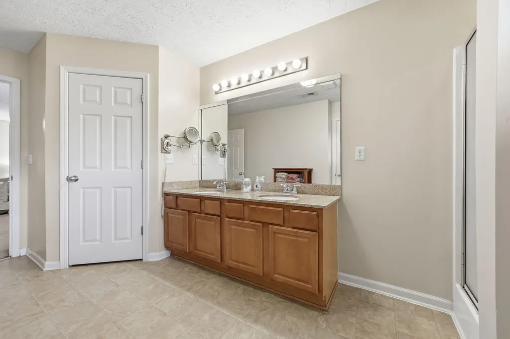 3025 Drexel Pass Lexington KY 40509