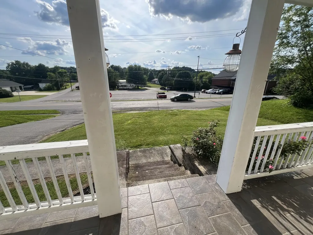 104 N Mcwhorter Street London KY 40741