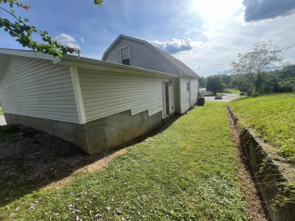 104 N Mcwhorter Street London KY 40741