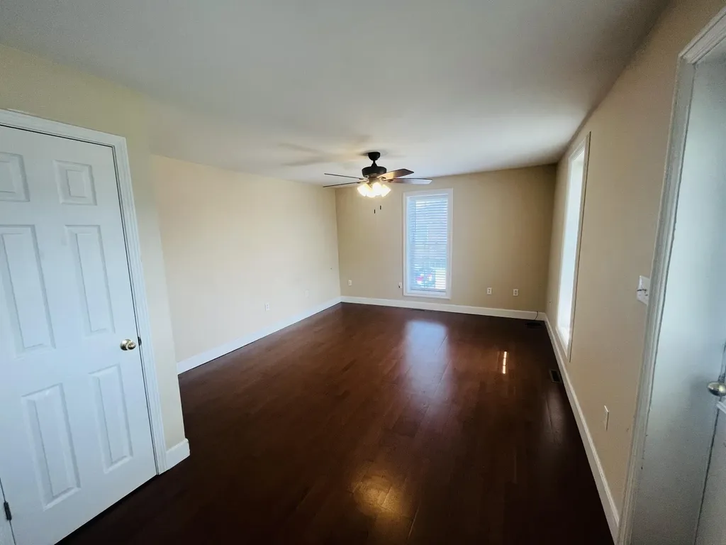 104 N Mcwhorter Street London KY 40741